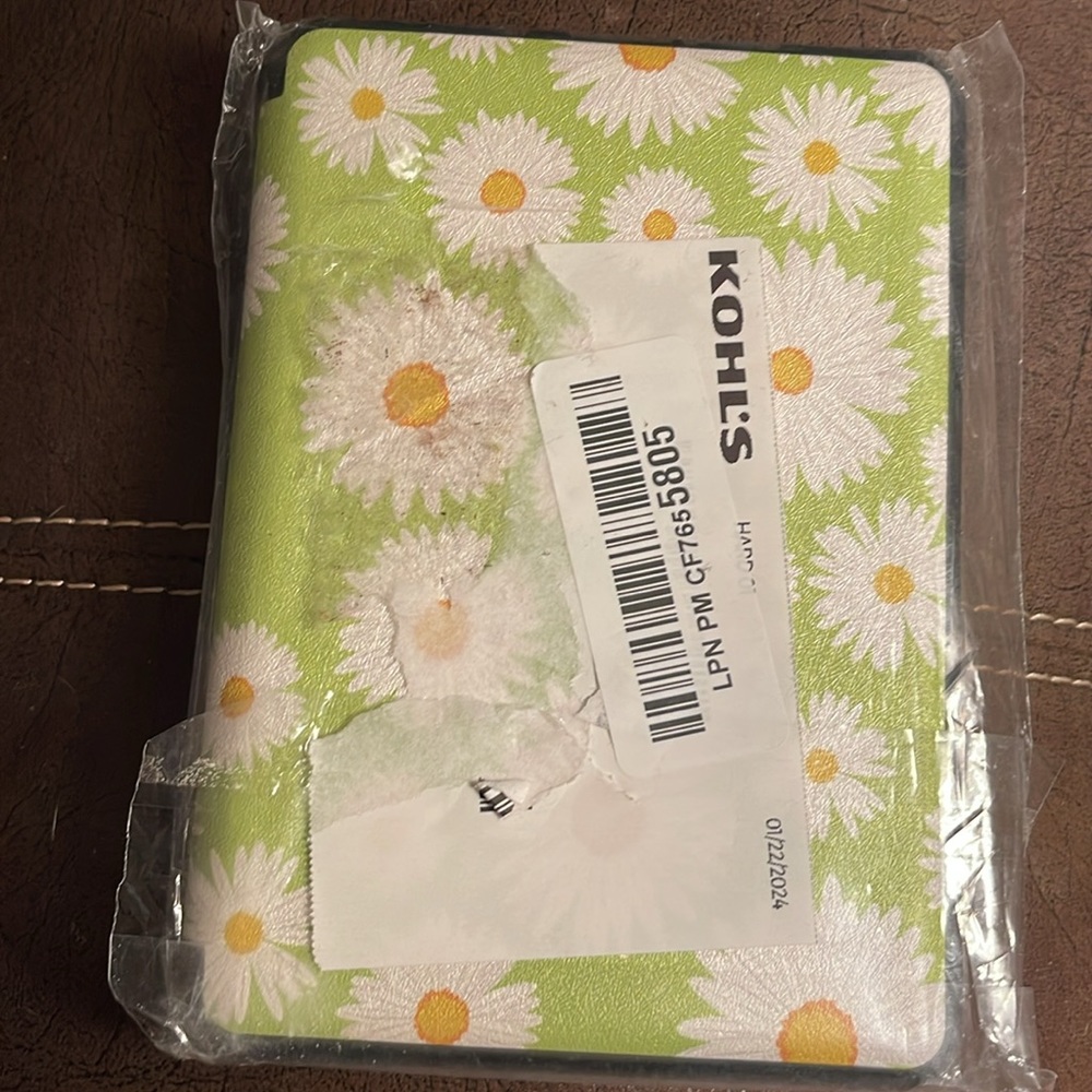 11th generation Kindle case - Picture 2 of 2